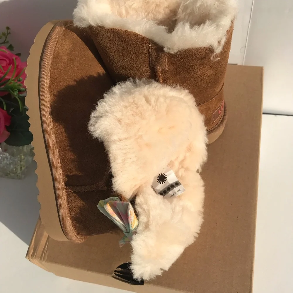 UGG Kenzie Tie Dye Bow
